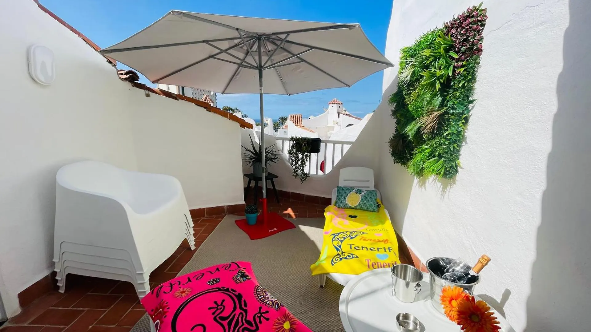 Casita Playa Las Americas 150M De La Playa プラヤ・デ・ラス・アメリカス アパート