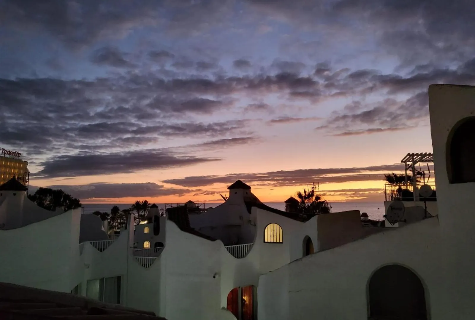Casita Playa Las Americas 150M De La Playa プラヤ・デ・ラス・アメリカス アパート